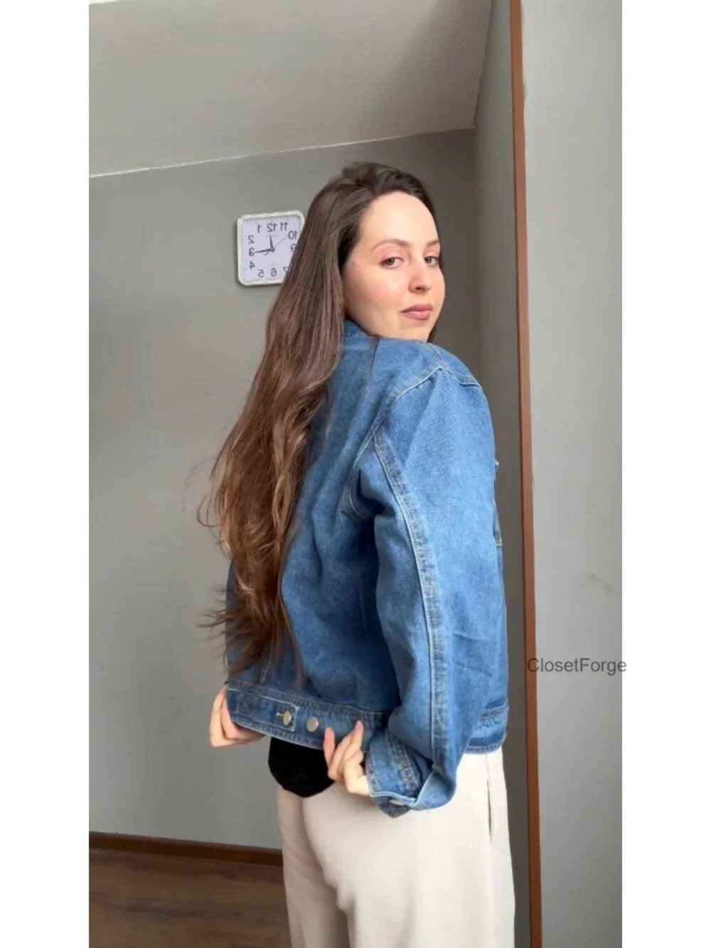 Vintage Style Denim Jacket - Long Sleeve Button Down with Pockets